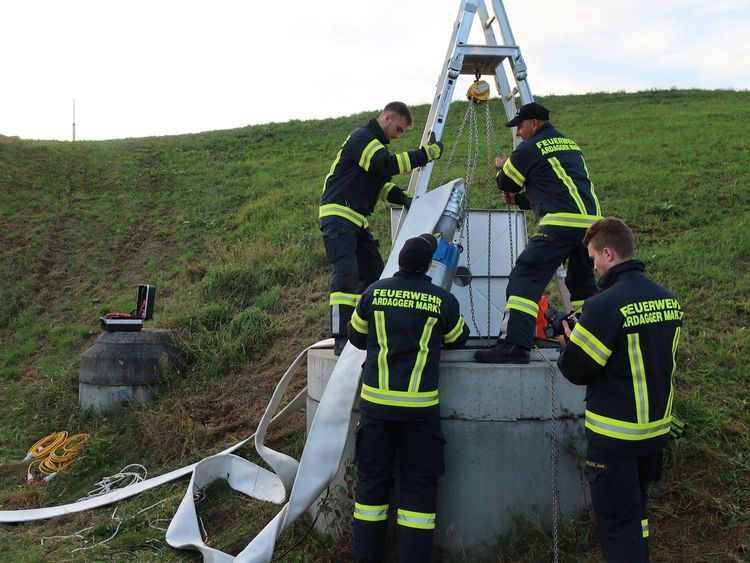 Sachgebiet Hochwasserschutz - FF Ardagger Markt